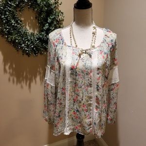 Vera Wang women’s blouse